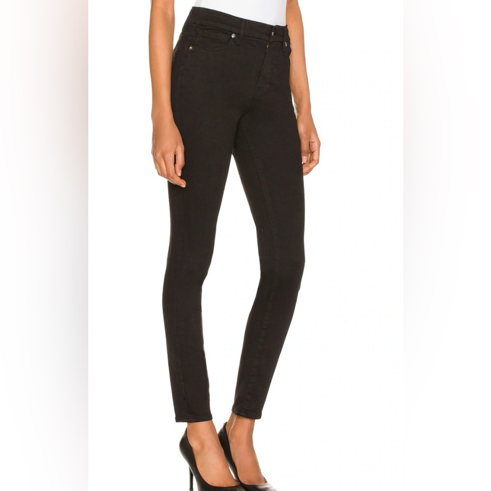 Good American Good Legs Crop 0/25
